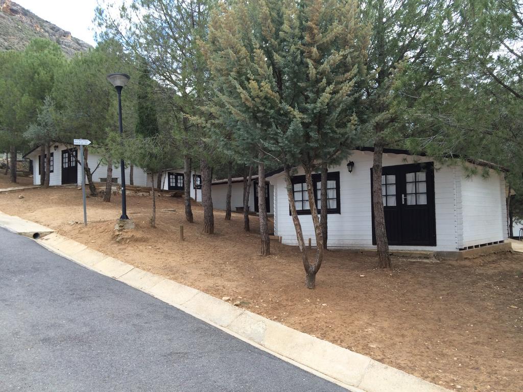 Camping Valdearenas Iznajar Ngoại thất bức ảnh