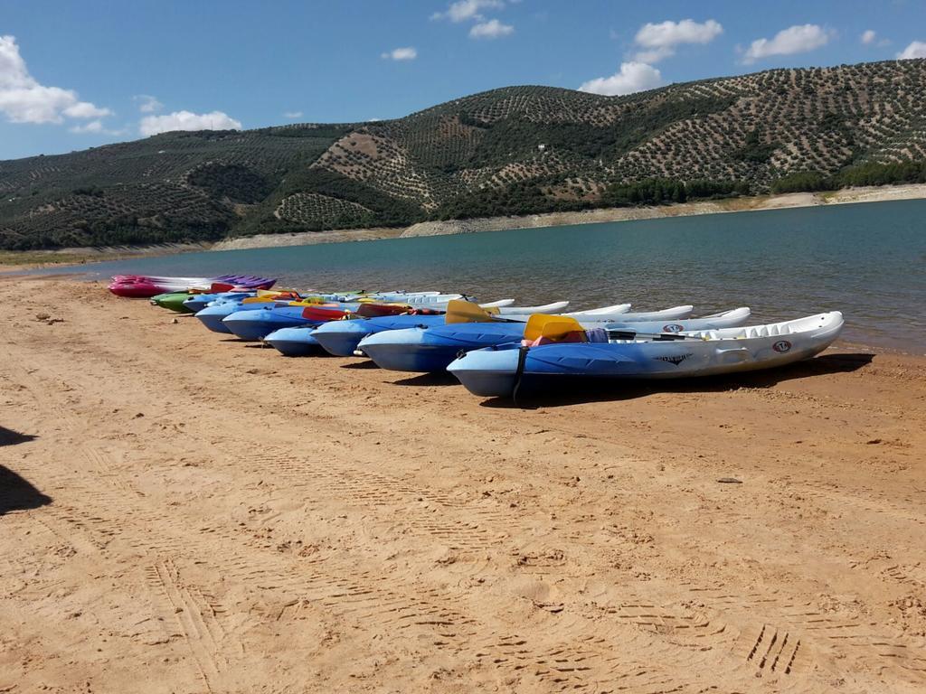 Camping Valdearenas Iznajar Ngoại thất bức ảnh