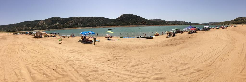 Camping Valdearenas Iznajar Ngoại thất bức ảnh