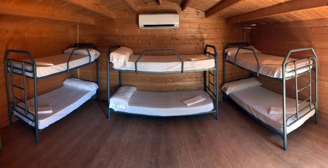 Camping Valdearenas Iznajar Ngoại thất bức ảnh